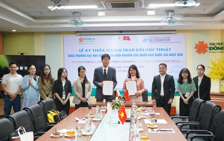 Hợp tác trao đổi học thuật giữa Đại học Đông Á & Viện Nghiên cứu Ngôn ngữ quốc gia Nhật Bản